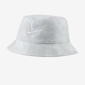 Nike bucket hat